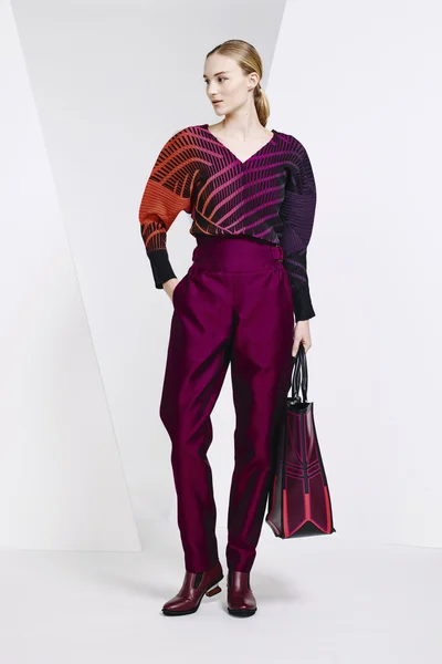 Look 19